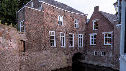 Fototapeta na wymiar Brückenhaus in Eidhven
