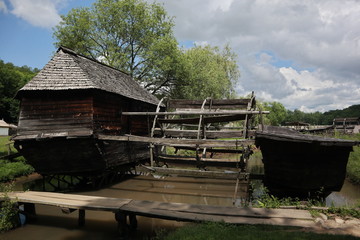 Fototapeta na wymiar watermill