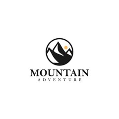 Obraz premium mountain logo template, tower design vector creative concept idea