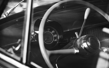 Retro steering wheel and dashboard