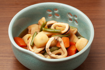 イカと根菜のうま煮