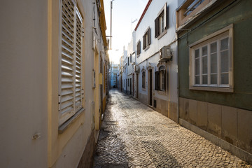Altstadt von Olhao, morbider Charme und restauriertes Umfeld, Algarve, Portugal