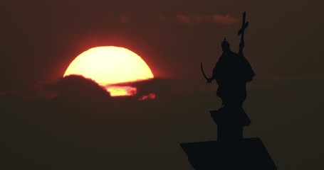 Moonrise Sunrise Sunset Silhouette Time Lapse