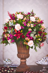 Decoration flowers arrangement nature roses