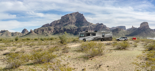 Camping at the foot of a big rock at Saddle Mountain BLM at the I10 near Phoenix, AZ, USA
