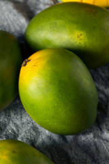 Raw Green Organic Kiett Mangoes
