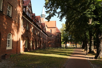 Historische Gebäude auf dem Gelände von Kloster Lehnin in Brandenburg