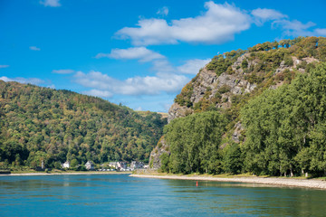 Lorelei Rock above the Rhine River, UNESCO World Heritage Site, Sankt Goarshausen, Rhineland-Palatinate, Germany, Europe