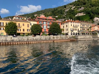 Fototapeta na wymiar Dorf Cannero Riviera am See Lago Maggiore in Italien