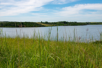 Fototapeta na wymiar lake front property