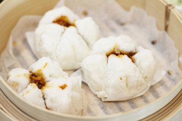 steamed stuff bun in bamboo steamer