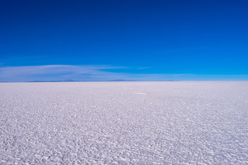Salar de Uyuni Bolivia, con cielo al infinito