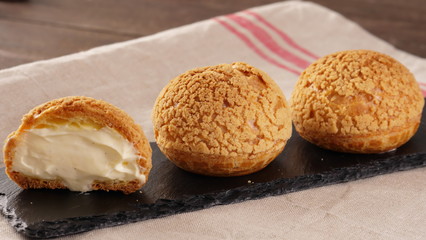 シュークリーム