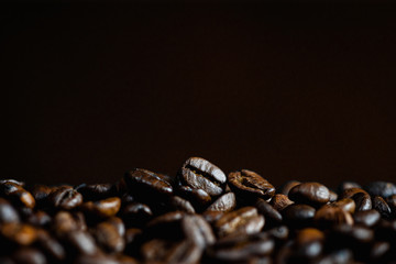Fototapeta premium closeup background of arabica coffee beans
