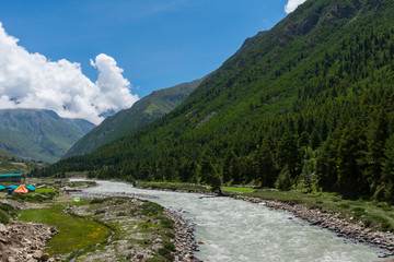 Fototapeta na wymiar Glacier River In Himachal Pradesh,India
