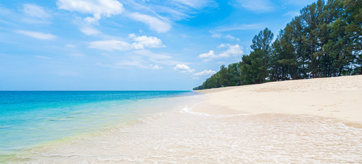 Fototapeta na wymiar The clean and beautiful white beach of Phuket southern Thailand