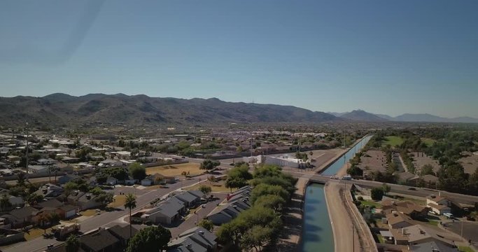 Pan across neighborhood levine in Phoenix