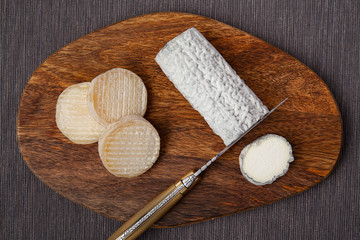 french goat's milk cheeses called Saint-Vincent and cabecou