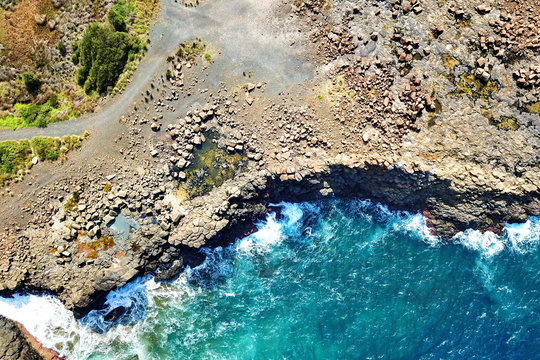 Rugged coastline of Bombo Headland in Australia © totajla
