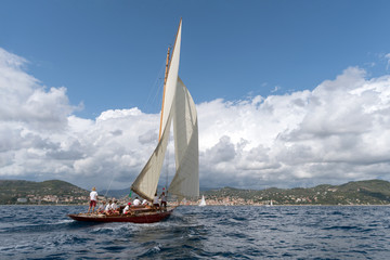 Fototapeta na wymiar Classic sailing yacht