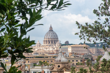 Fototapeta na wymiar St Peters Rome viewed across the city from villa borghese park