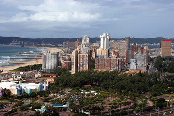 Skyline of coastal city - Durban, South Africa - obrazy, fototapety, plakaty