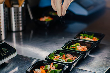 shrimp salad healthy food low in calories