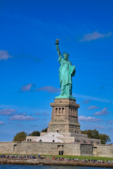 Fototapeta na wymiar Estatua de la Libertad en Nueva York