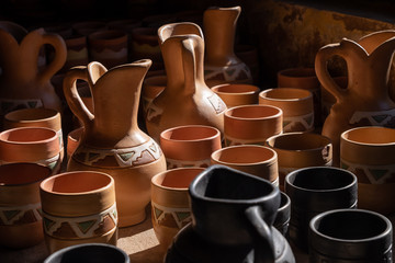 Orfebrería artesanal de Salta Argentina, piezas de barro ancentrales