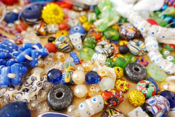 アフリカンビーズのクラフト