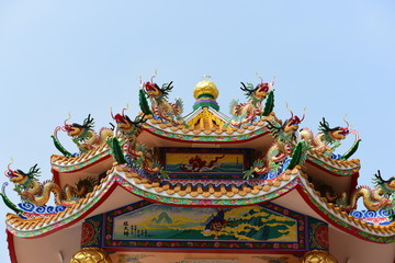 Fototapeta premium Dragon Statue at Chinese temple