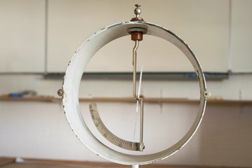Classic electroscope, used in physics education 