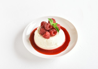 Panna cotta with fresh raspberries