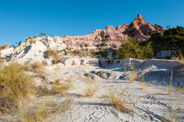 Le Cirque Rouge Majunga Madagascar