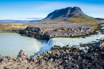 Island - Wasserfall