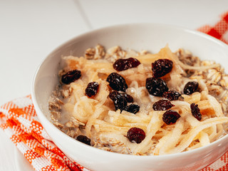 Apple Pie Porridge With Oats