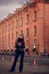 Fototapeta premium beautiful young woman traveling hat