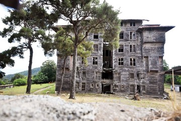 Naklejka premium old house