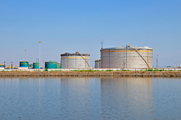 Petroleum chemical plant