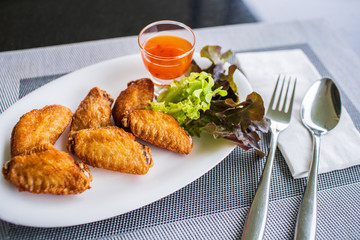 Fried chicken wings