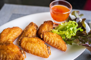 Fried chicken wings
