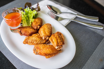 Fried chicken wings