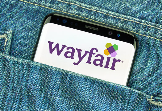 Wayfair mobile app on Samsung s8.