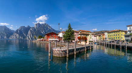 Uferpromenade in Torbole, Gardasee, Lago del Garda, Trentino, Italien, Europa