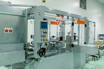 Close up crate forming machine
