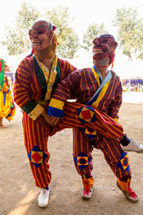 インド、ブッダガヤにあるブータン寺院でのチベット仏教の踊り、マスクダンス