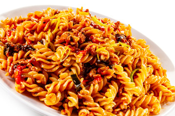 Fusilli with meat, tomato sauce and vegetables