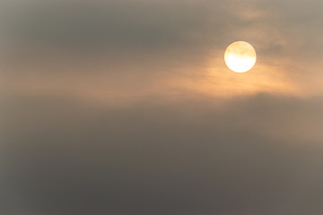 横浜みなとみらいの朝日