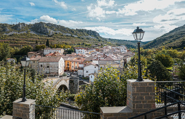 Luz en el Valle del Rio Iregua © josejulen57