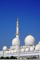 Foto op Plexiglas low angle view on minaret of sheikh zayed grand mosque © Morten H